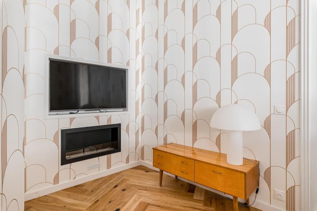Beige Hospitalite - Apotheose Luxueux- 3 Chambres - Parking Prive Saint-Etienne  Ngoại thất bức ảnh